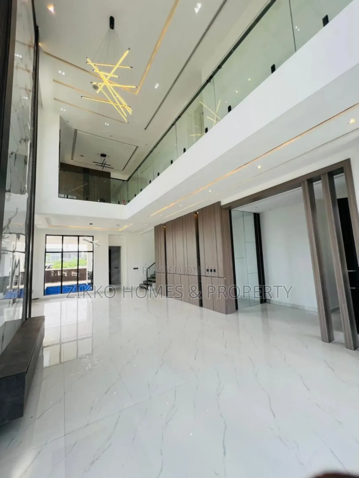5bdrm Duplex in Ikota, Lekki for sale