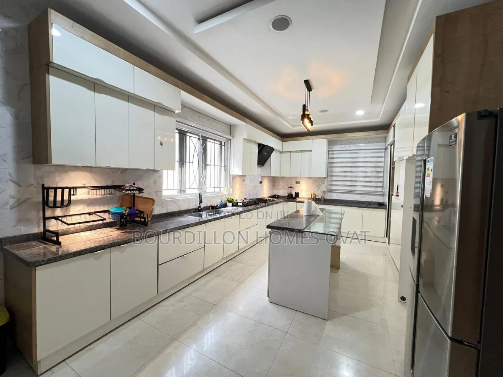 5bdrm Duplex in Lekki Phase 1 for sale