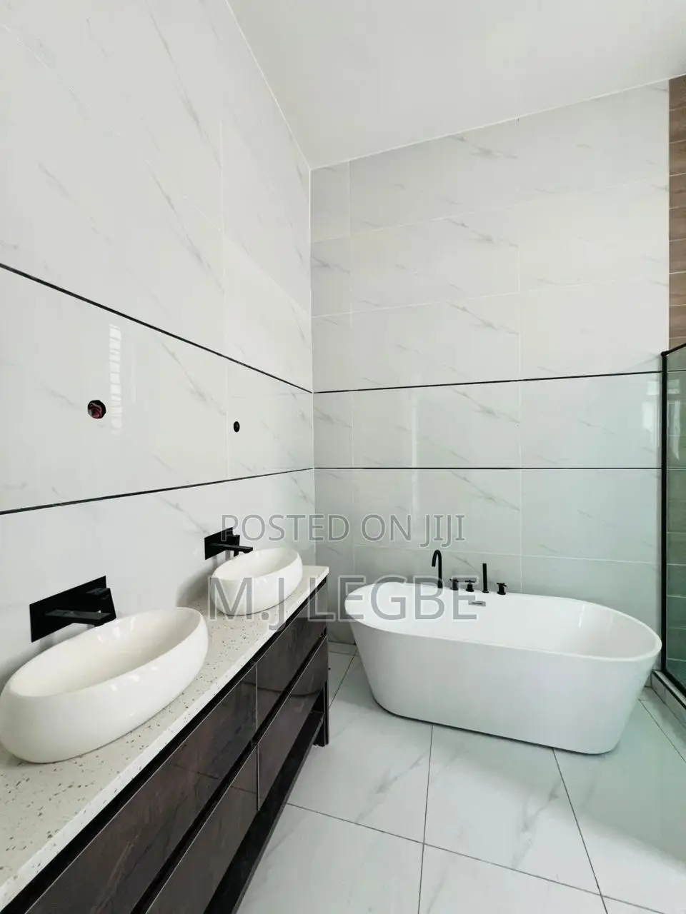 5bdrm Duplex in Ikota, Lekki for sale