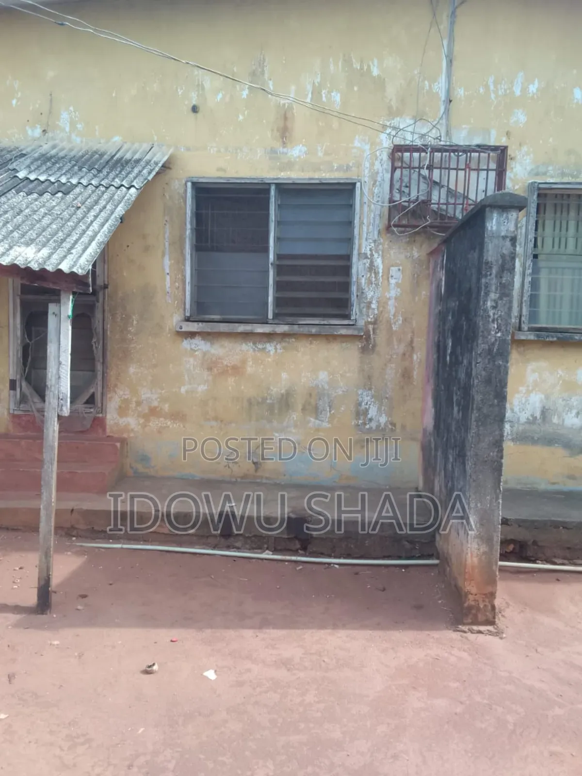 5bdrm Bungalow in Ikangba Estate, Ijebu Ode for sale