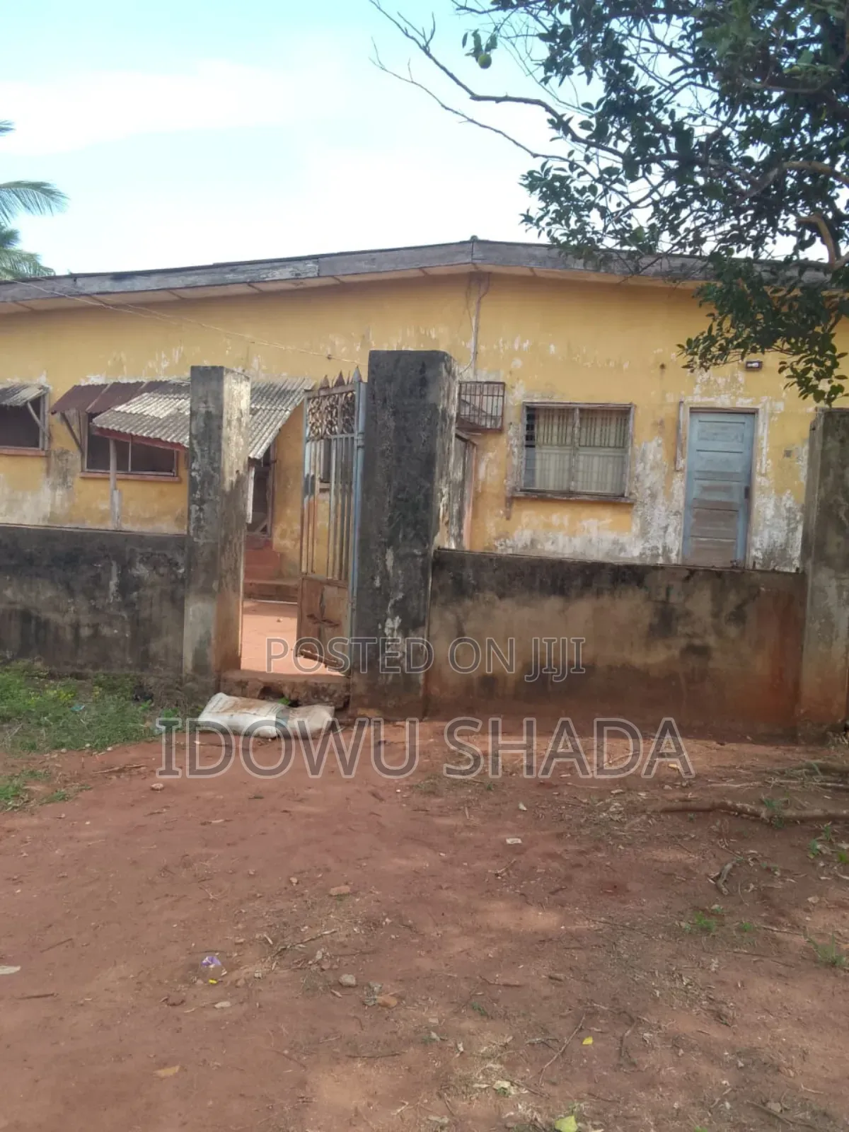 5bdrm Bungalow in Ikangba Estate, Ijebu Ode for sale