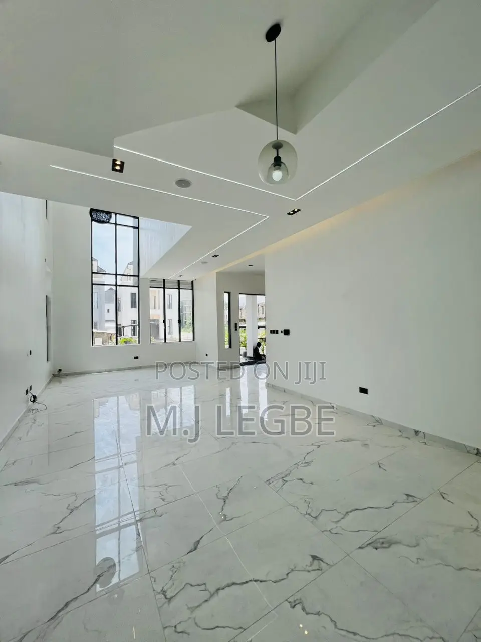6bdrm Duplex in Ikota, Lekki for sale