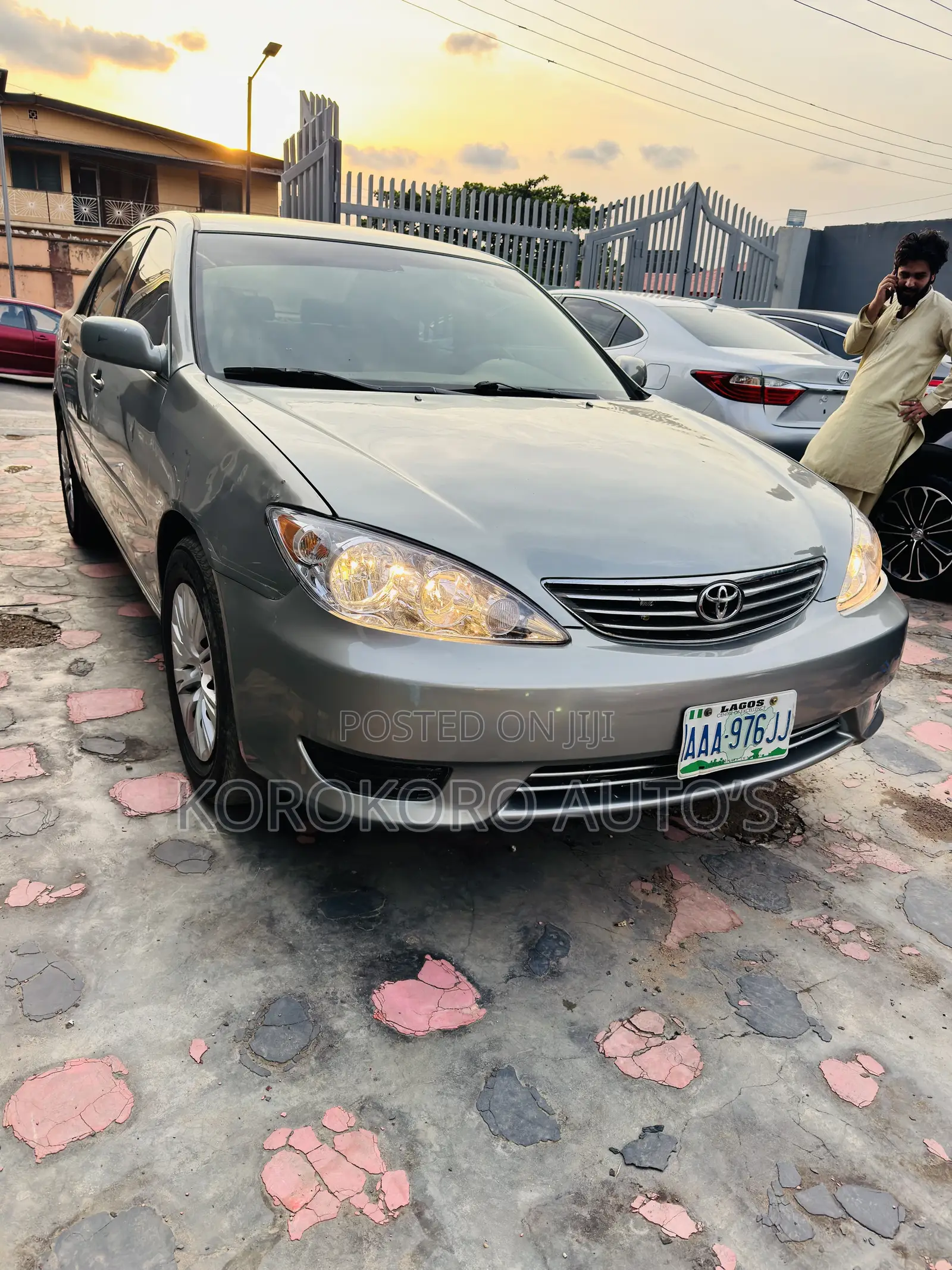 Toyota Camry LE 4dr Sedan (2.4L 4cyl 5A) 2006