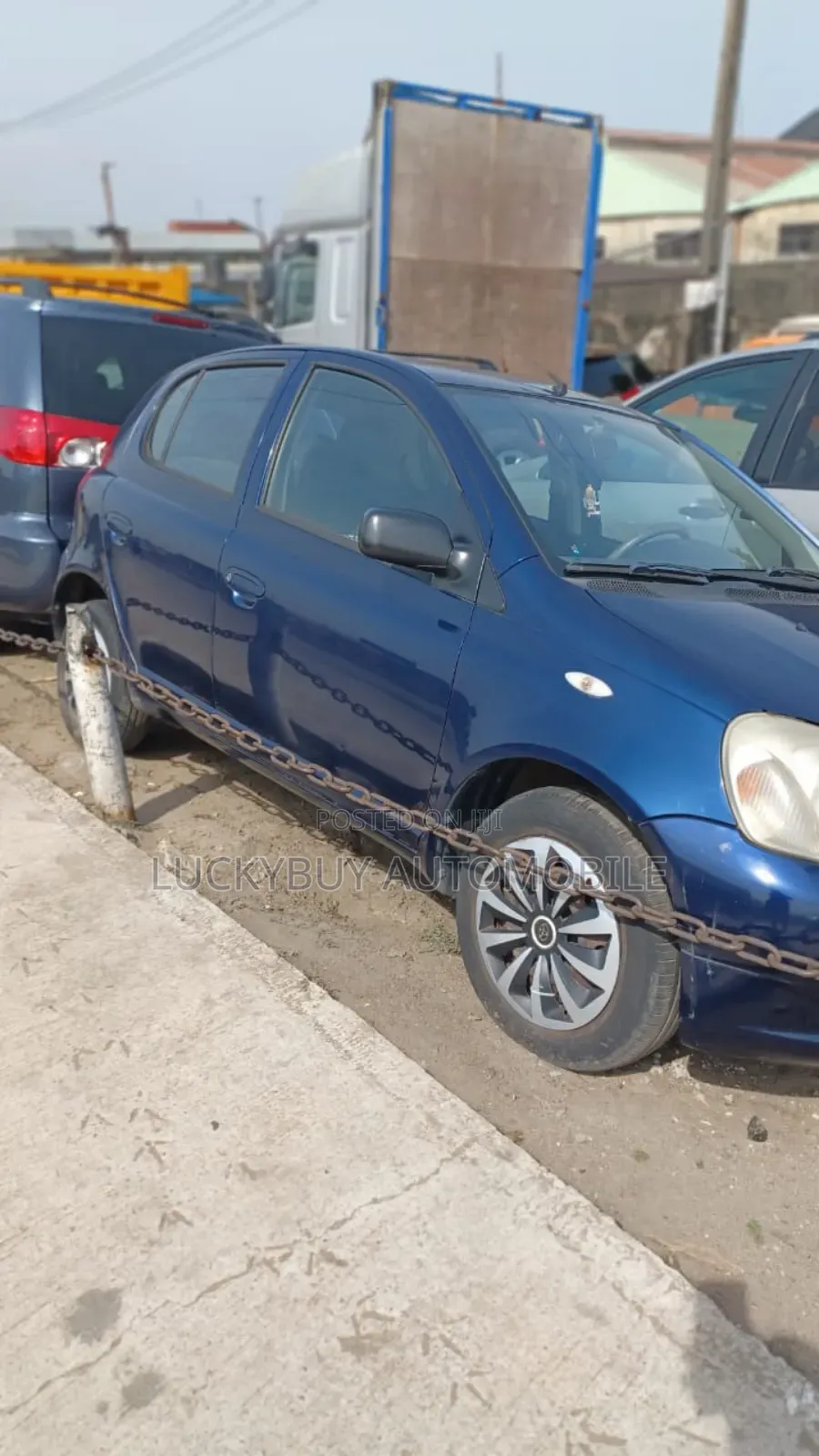 Toyota Yaris 2024 Blue