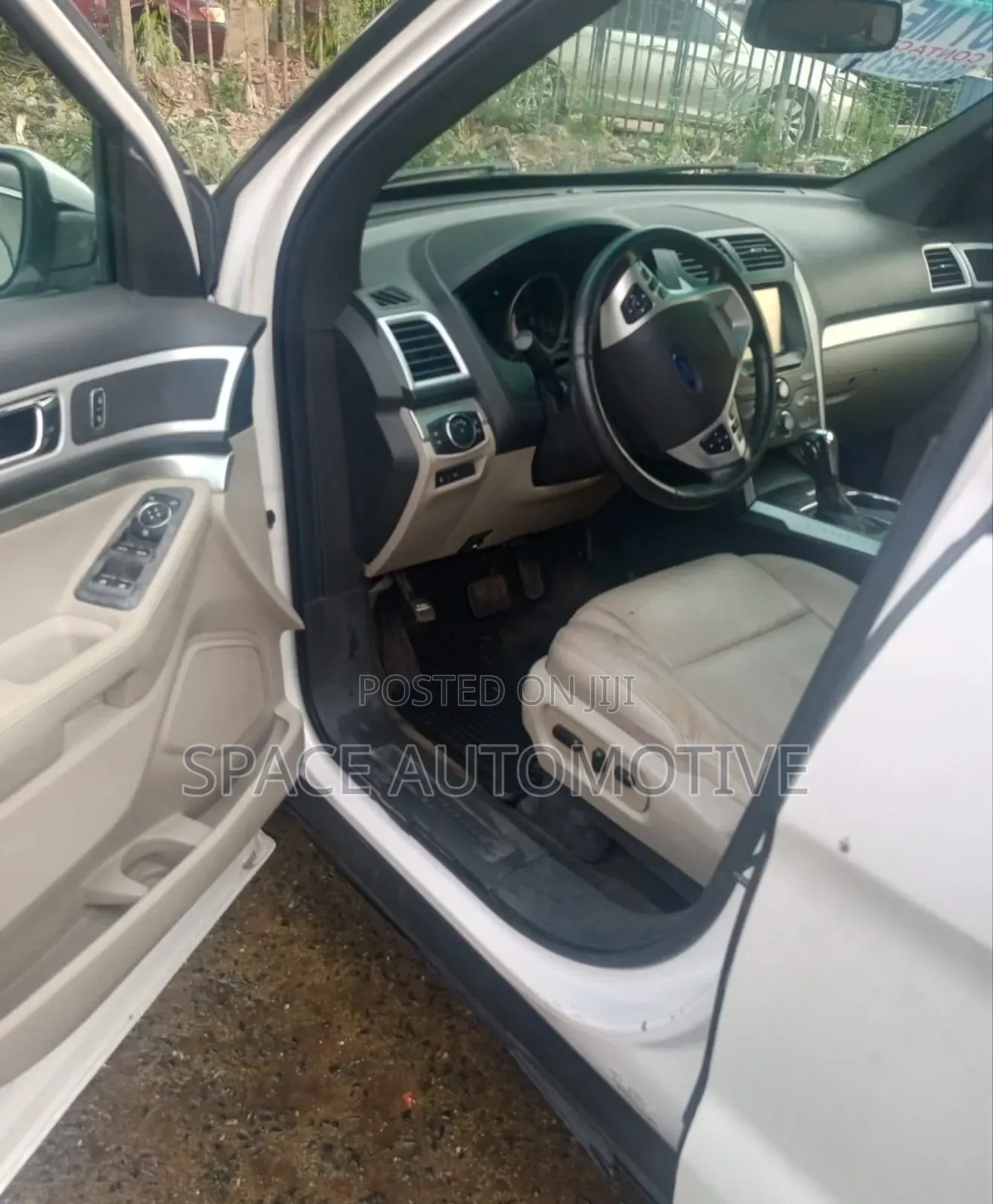 Ford Explorer 2016 White