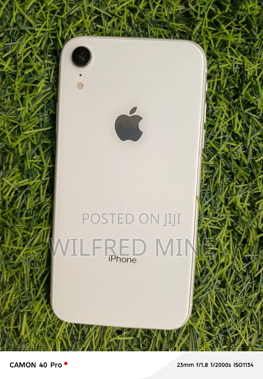 Apple iPhone XR 64 GB White