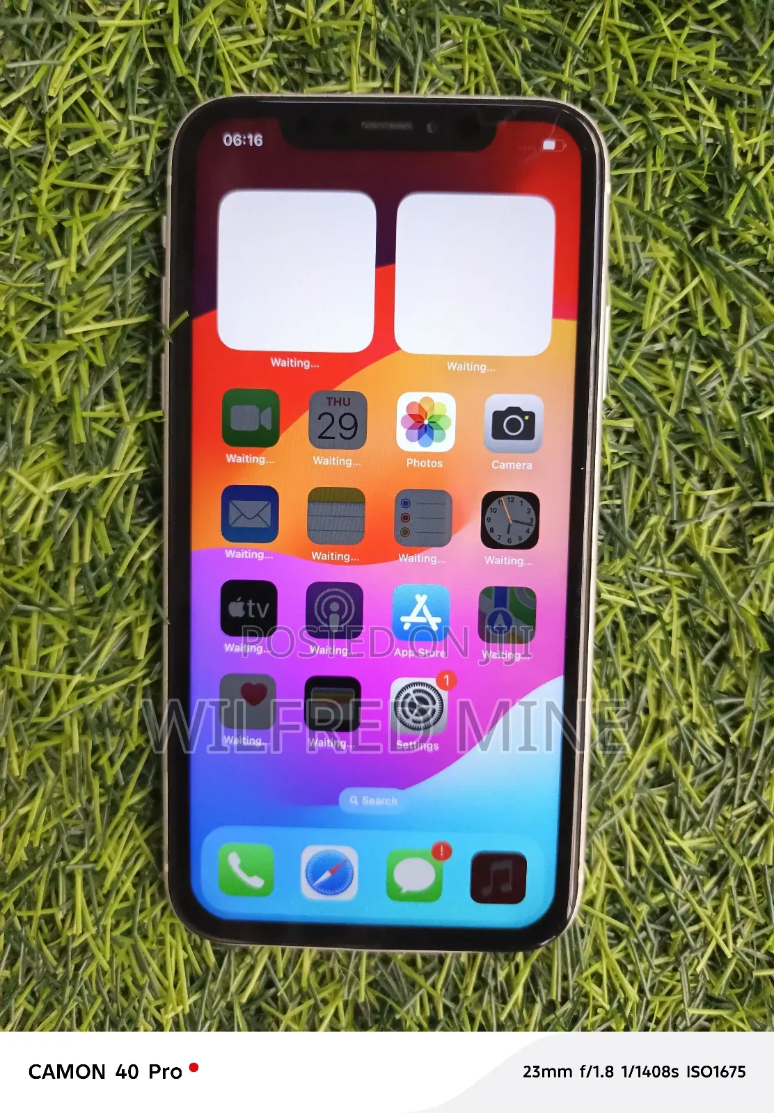 Apple iPhone XR 64 GB White