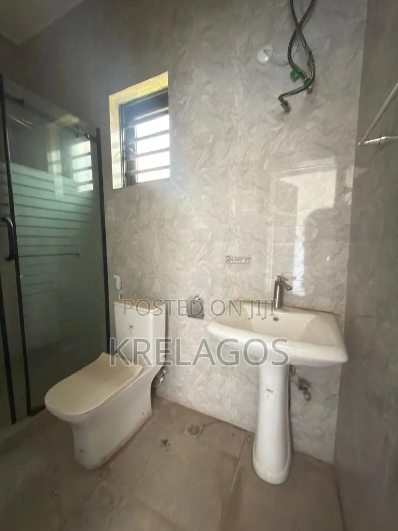 2bdrm Duplex in Abraham Adesanya Estate for sale
