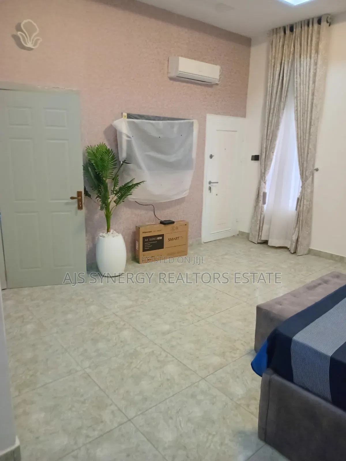Furnished 4bdrm Duplex in Chevron for sale