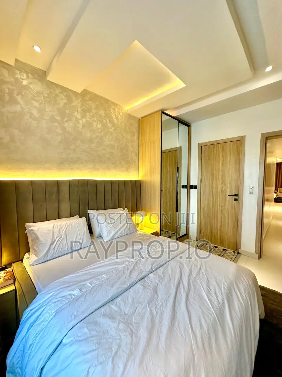 370668ey - 2 Bedroom Shortlet in Lekki Phase 1