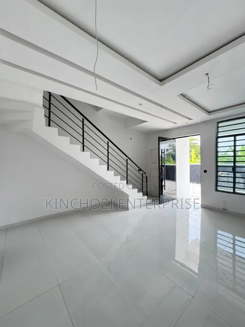 3bdrm Duplex in Rockvale Manors, Zone B for rent