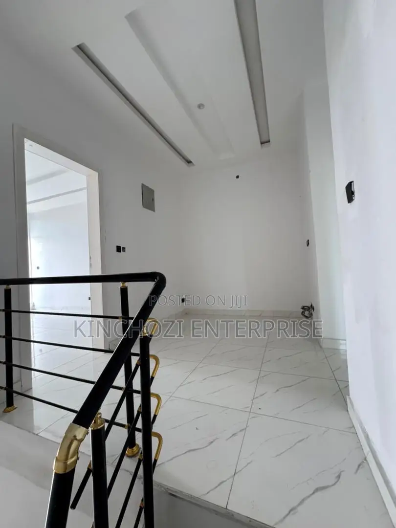 3bdrm Duplex in Rockvale Manors, Zone B for rent