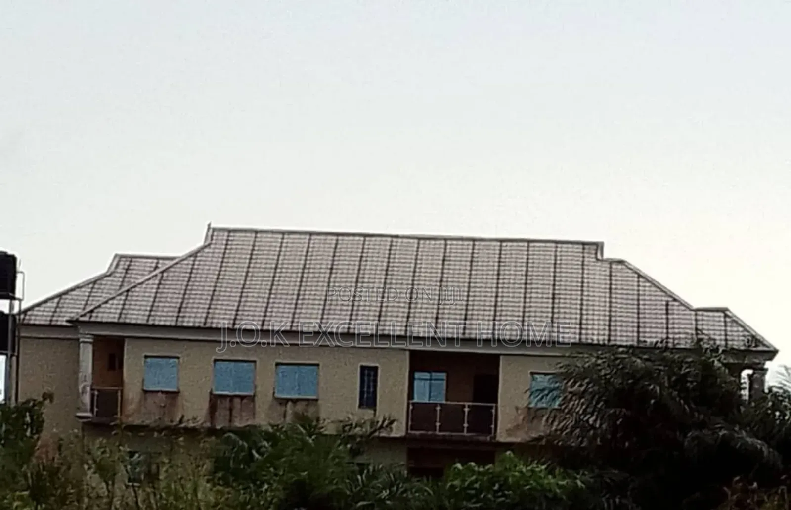 9bdrm Block of Flats in Peace Ville Estate, Idado for sale