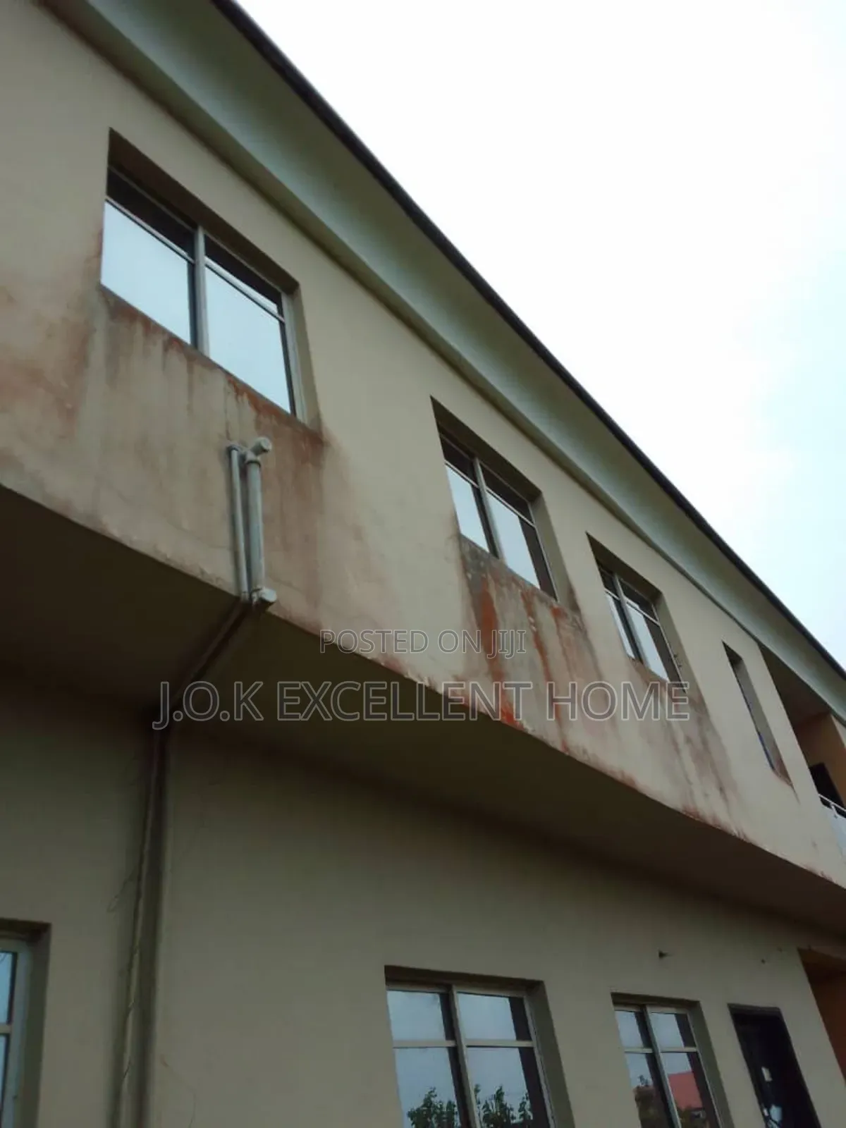 9bdrm Block of Flats in Peace Ville Estate, Idado for sale