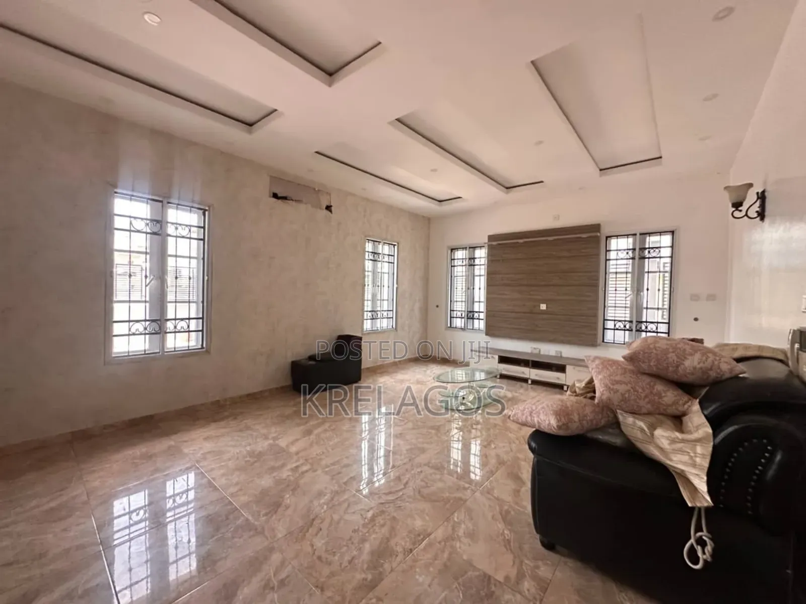 4bdrm Duplex in Ikota for rent