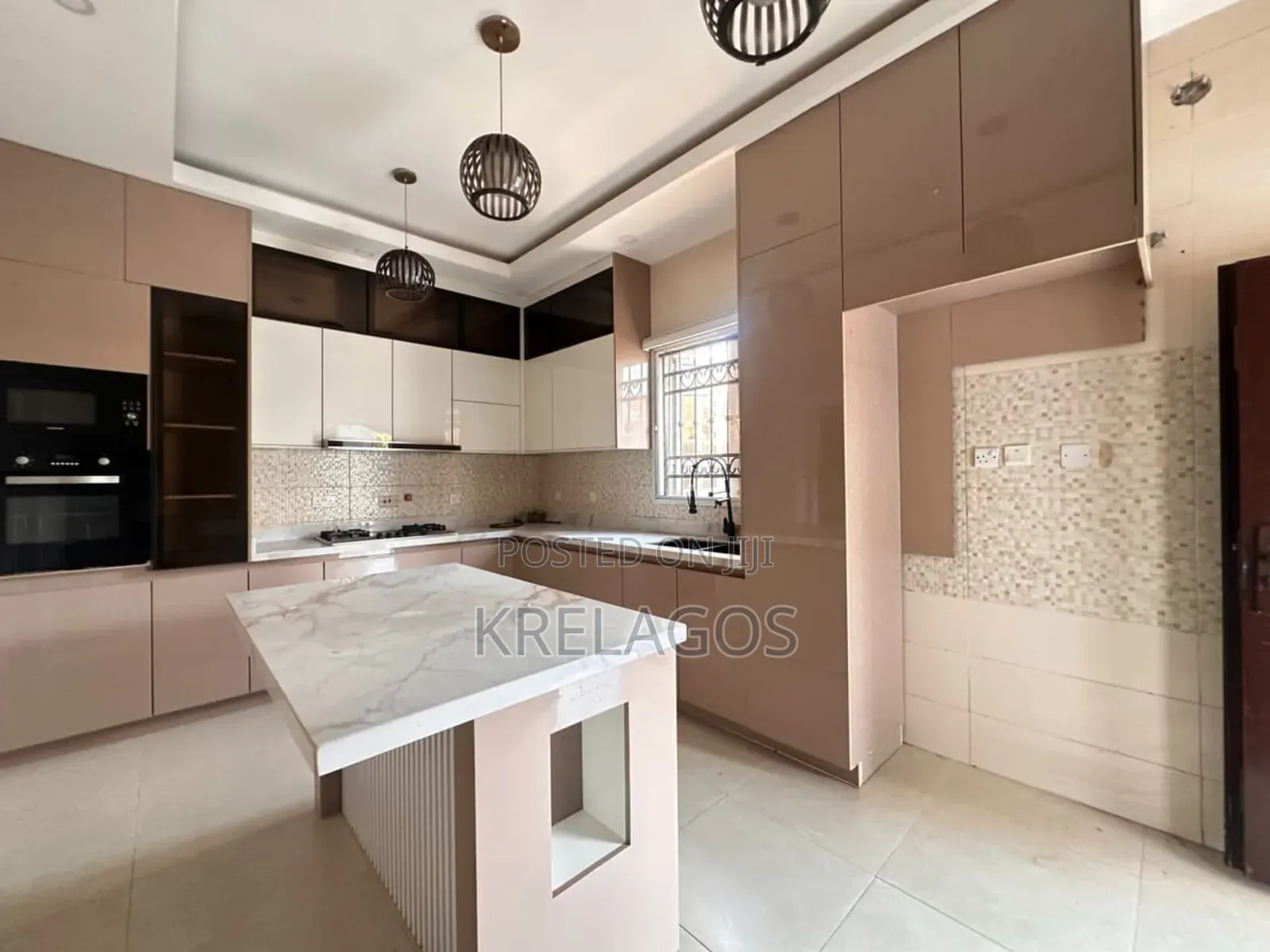 4bdrm Duplex in Ikota for rent