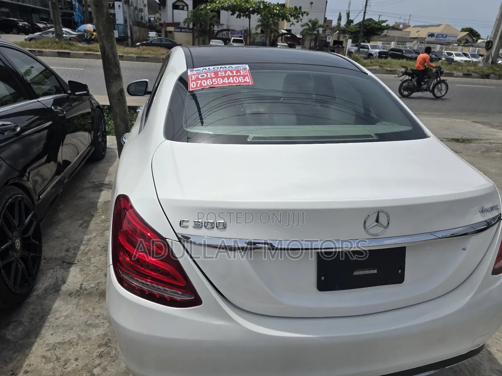 Mercedes-Benz C300 Base AWD 4Matic Sedan (2.0L 4cyl 7A) 2015 White