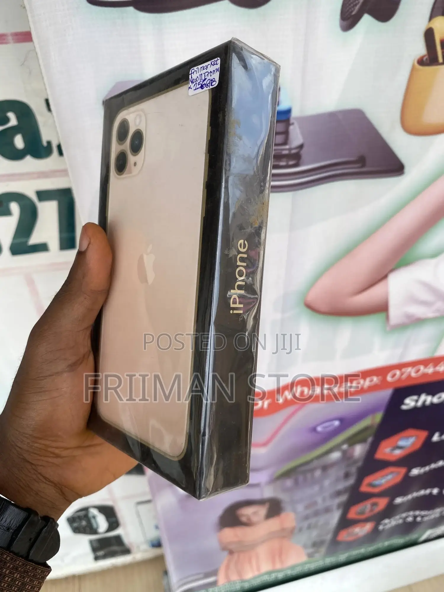 New Apple iPhone 11 Pro Max 256 GB Gold