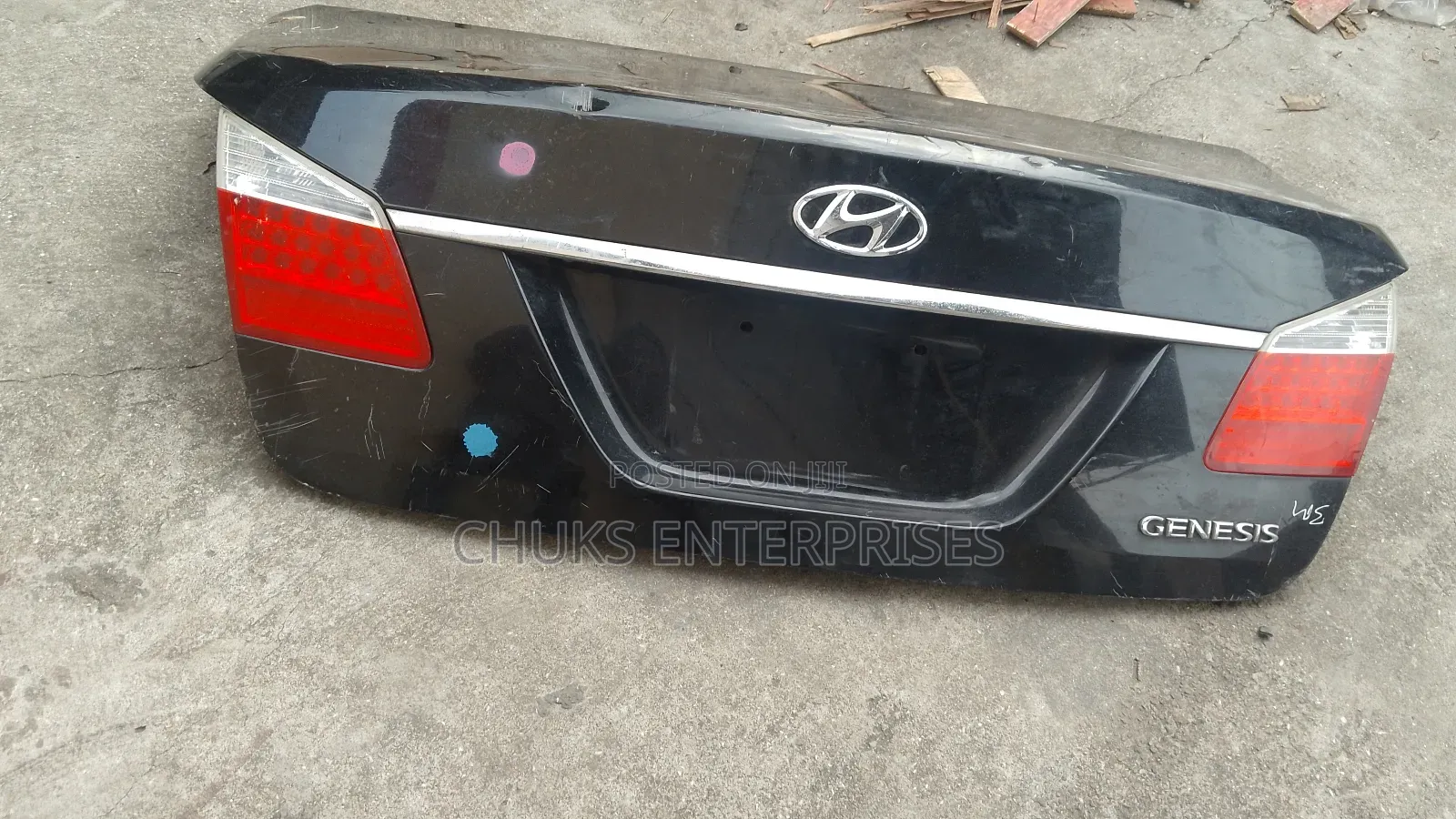 Boot Hyundai Genesis 2012