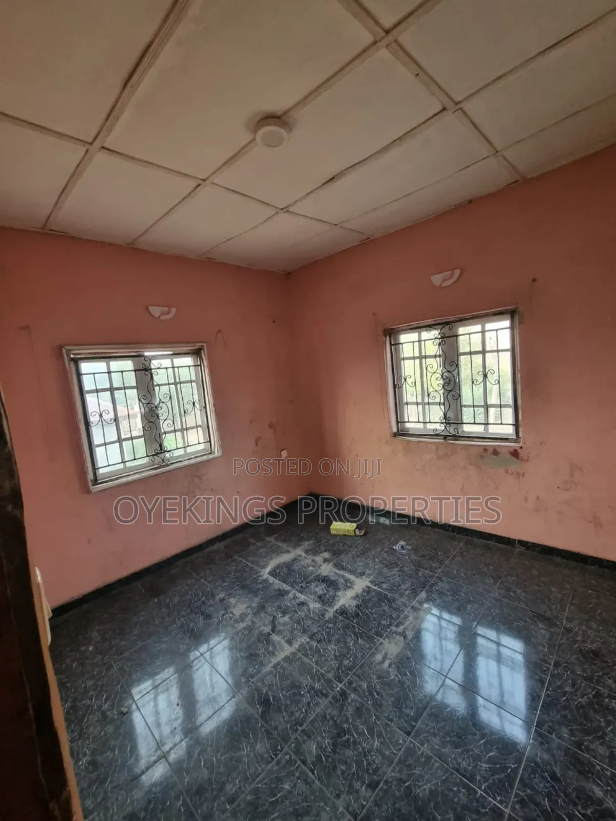 3bdrm Bungalow in Idi-Ope, Akala Express for sale