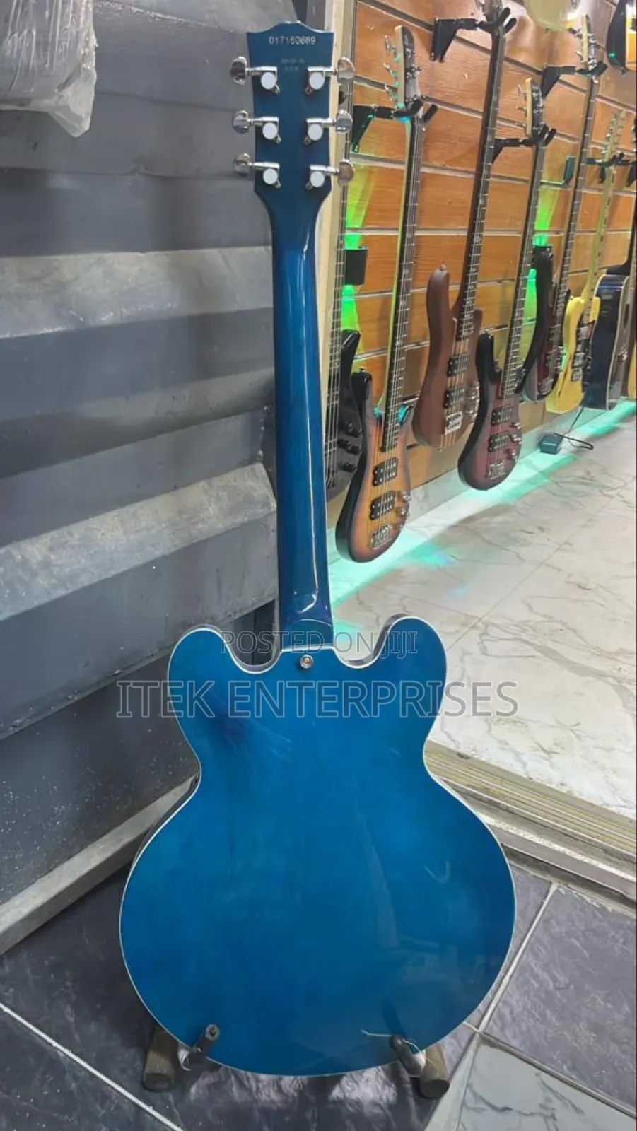 Fender-Style Semi-Hollow Electric Guitar (Blue Burst)
