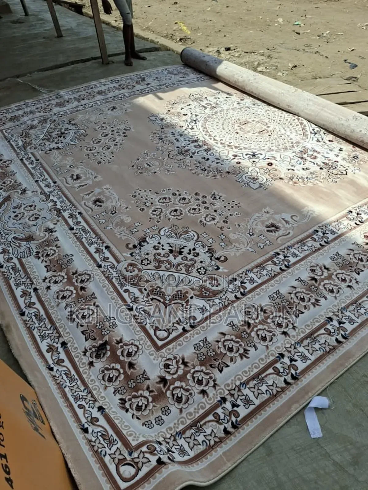 7×10fts Brown /Beige Belgium Premium Center Rug(5x7fts)