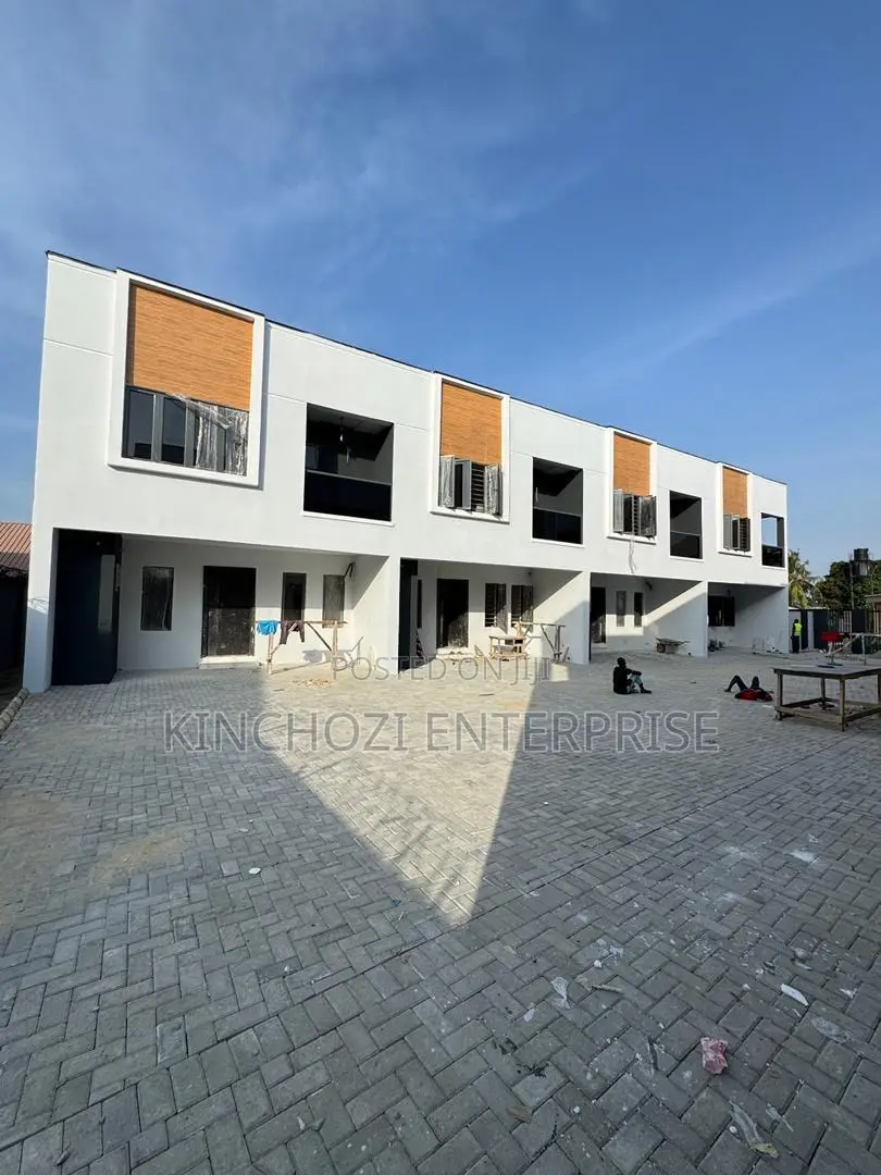 3bdrm Duplex in Rockvale Manors, Zone B for rent