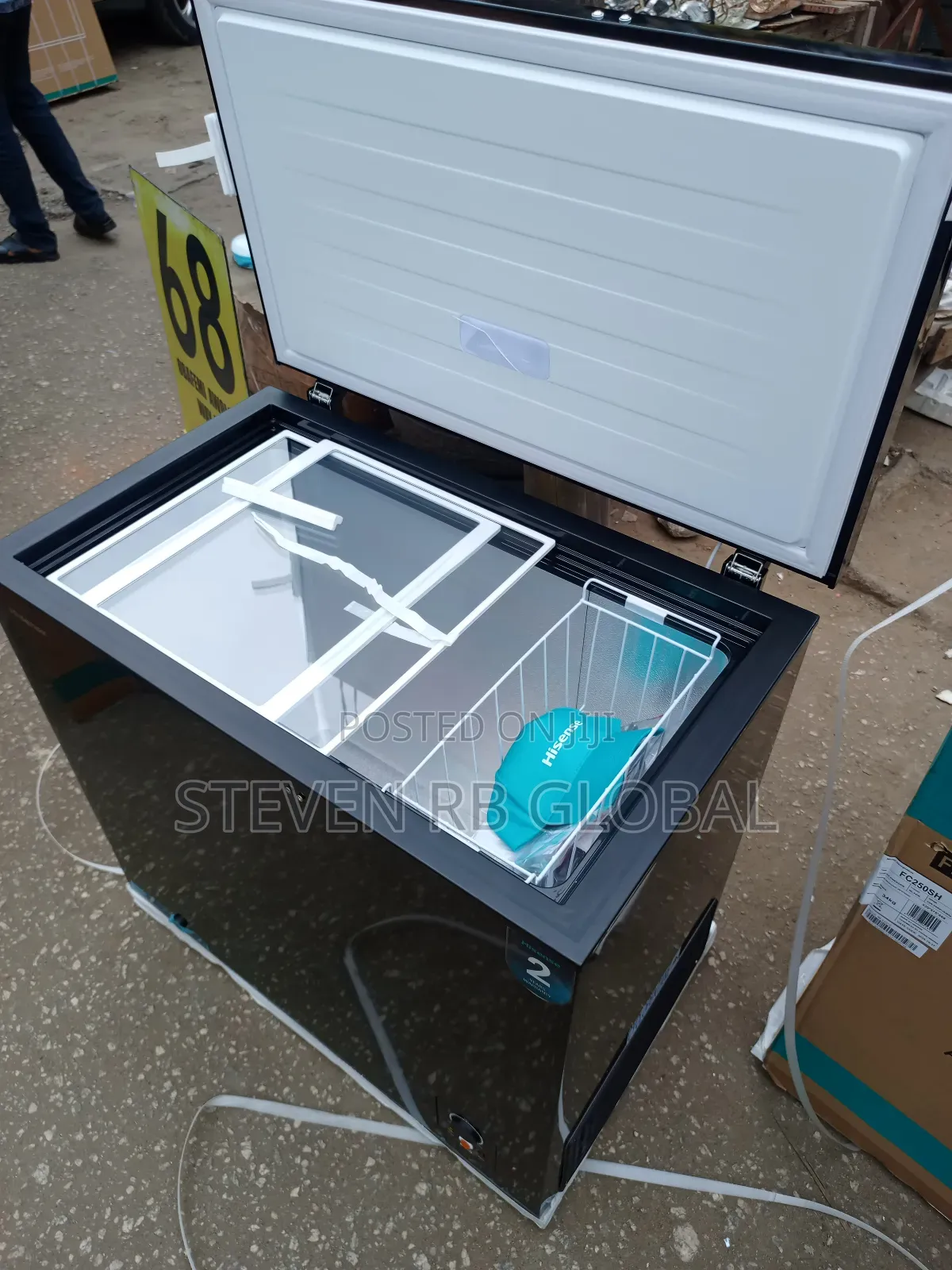 Hisense 240l Chest Freezer With Glass Door | Fc320sh