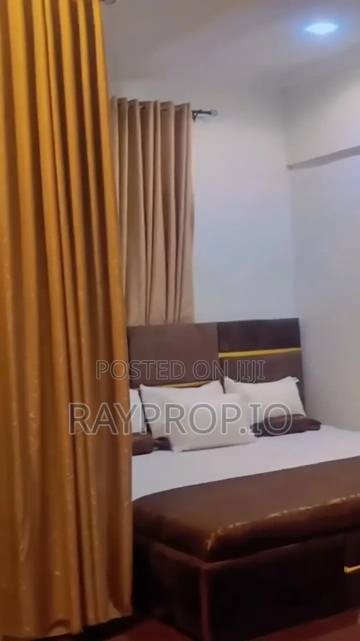 362982sz - 3 Bedroom Shortlet in Osogbo