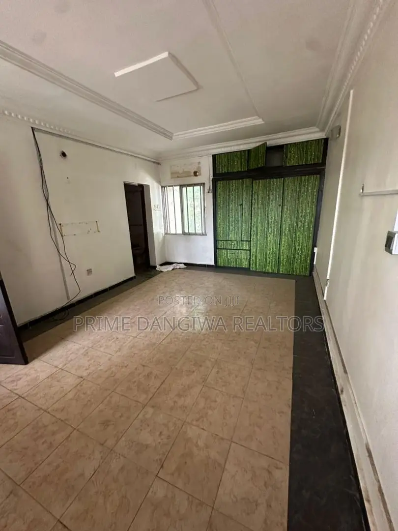 4bdrm Townhouse/Terrace in Sule, Asokoro for sale