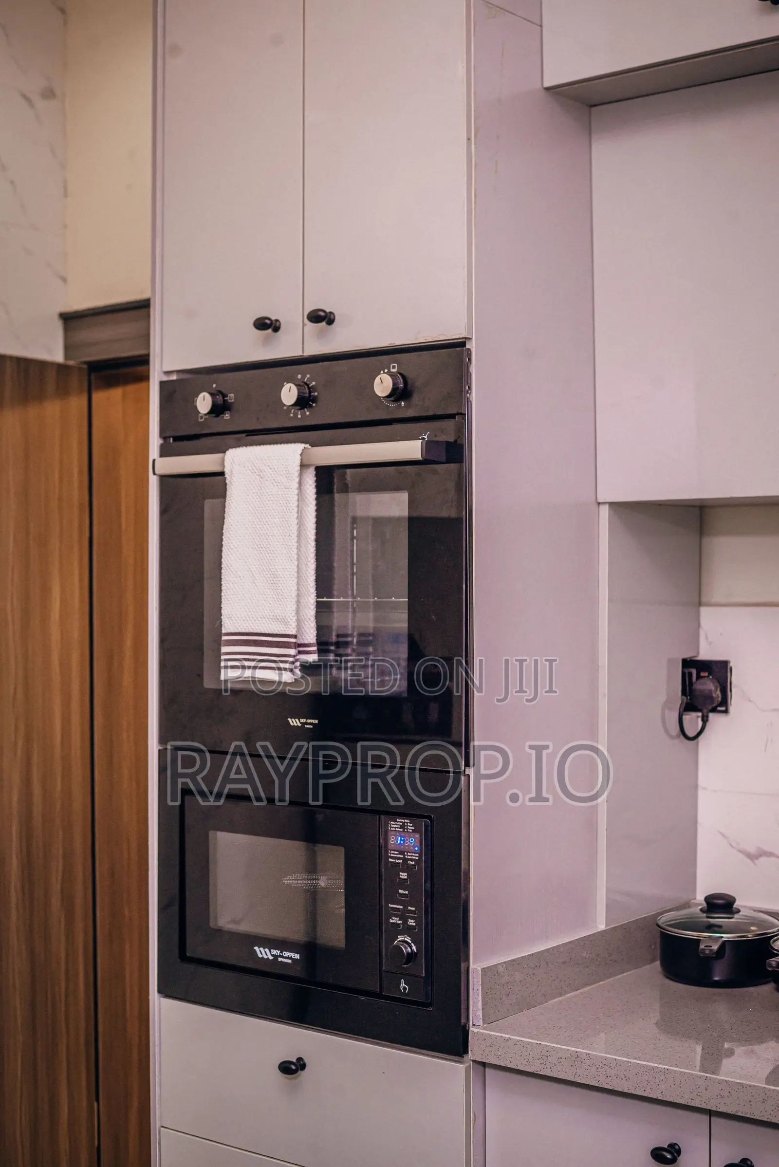 994184pc - 2 Bedroom Shortlet in Akure