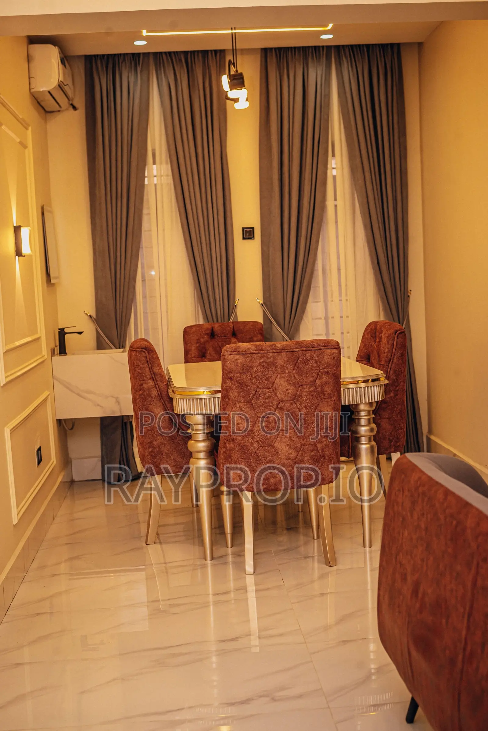 994184pc - 2 Bedroom Shortlet in Akure