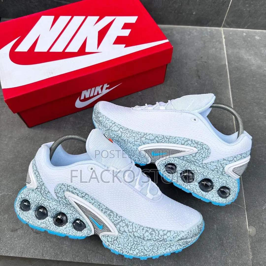 Original Nike Air Max Dn Sneakers