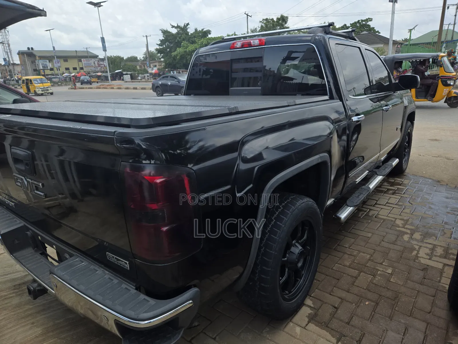GMC Sierra 1500 2014 Black
