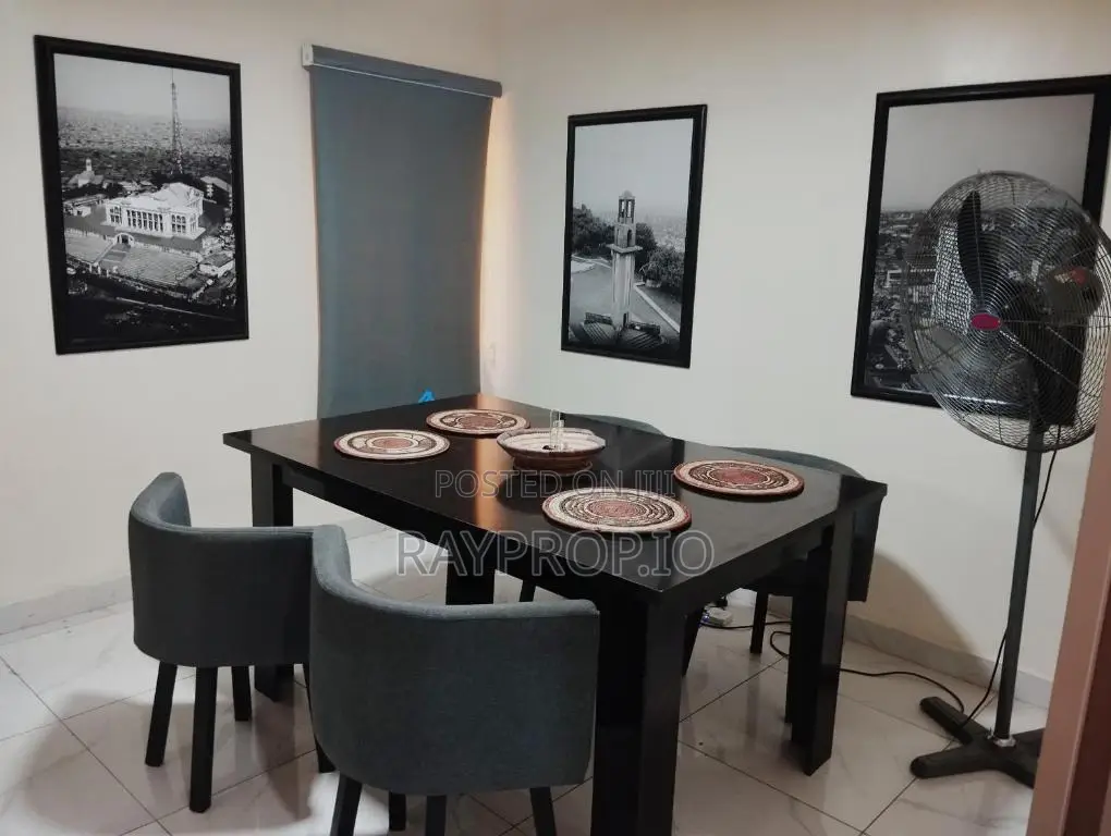 957310fo - 3 Bedroom Shortlet in Ibadan