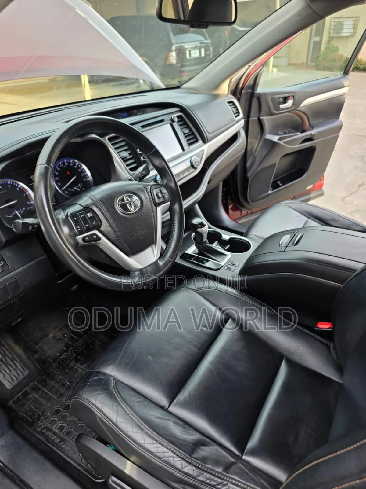 Toyota Highlander XLE 4dr SUV AWD (3.5L 6cyl 6A) 2015 Burgundy