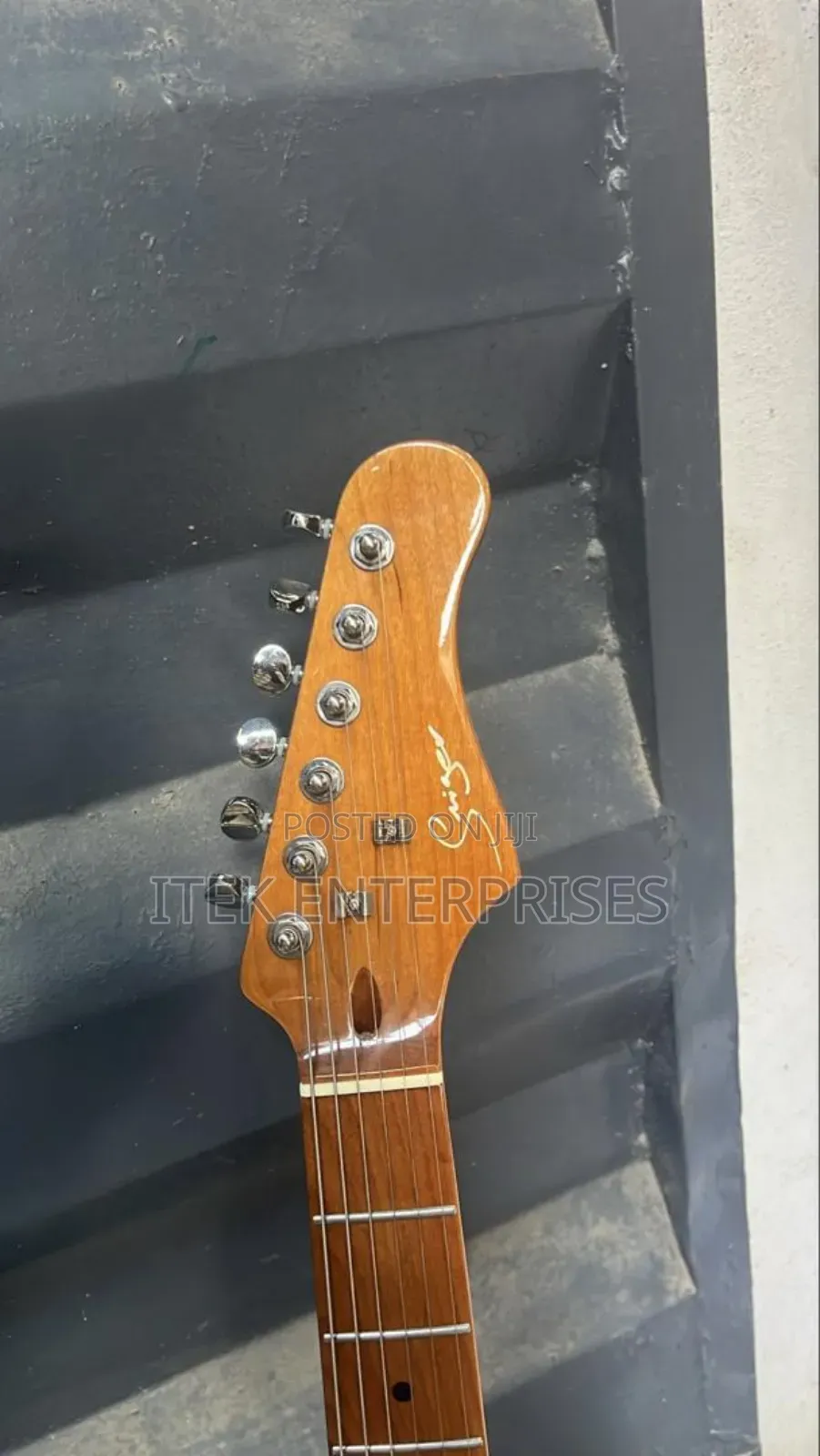 Smiger Strat-Style Electric Guitar