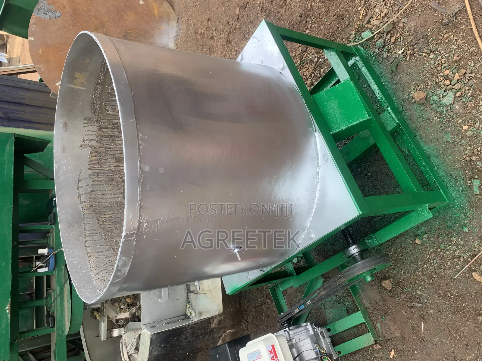 Cassava Peeler