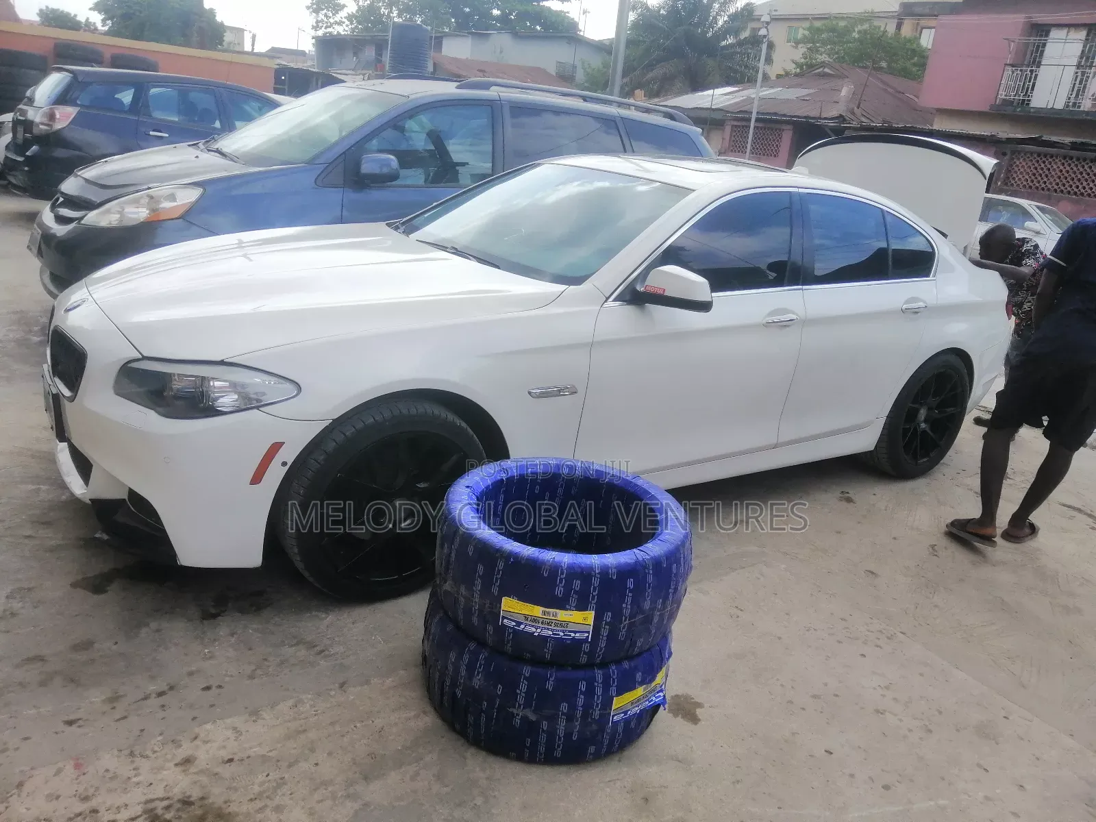 275/35r19 Accelara Tyre