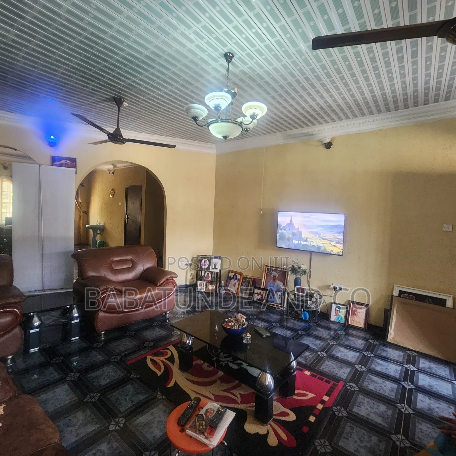 3bdrm Bungalow in Apata for sale
