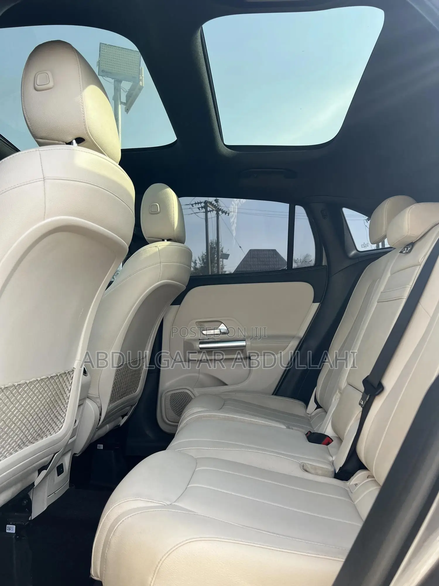 Mercedes-Benz GLA 250 2021 Gold