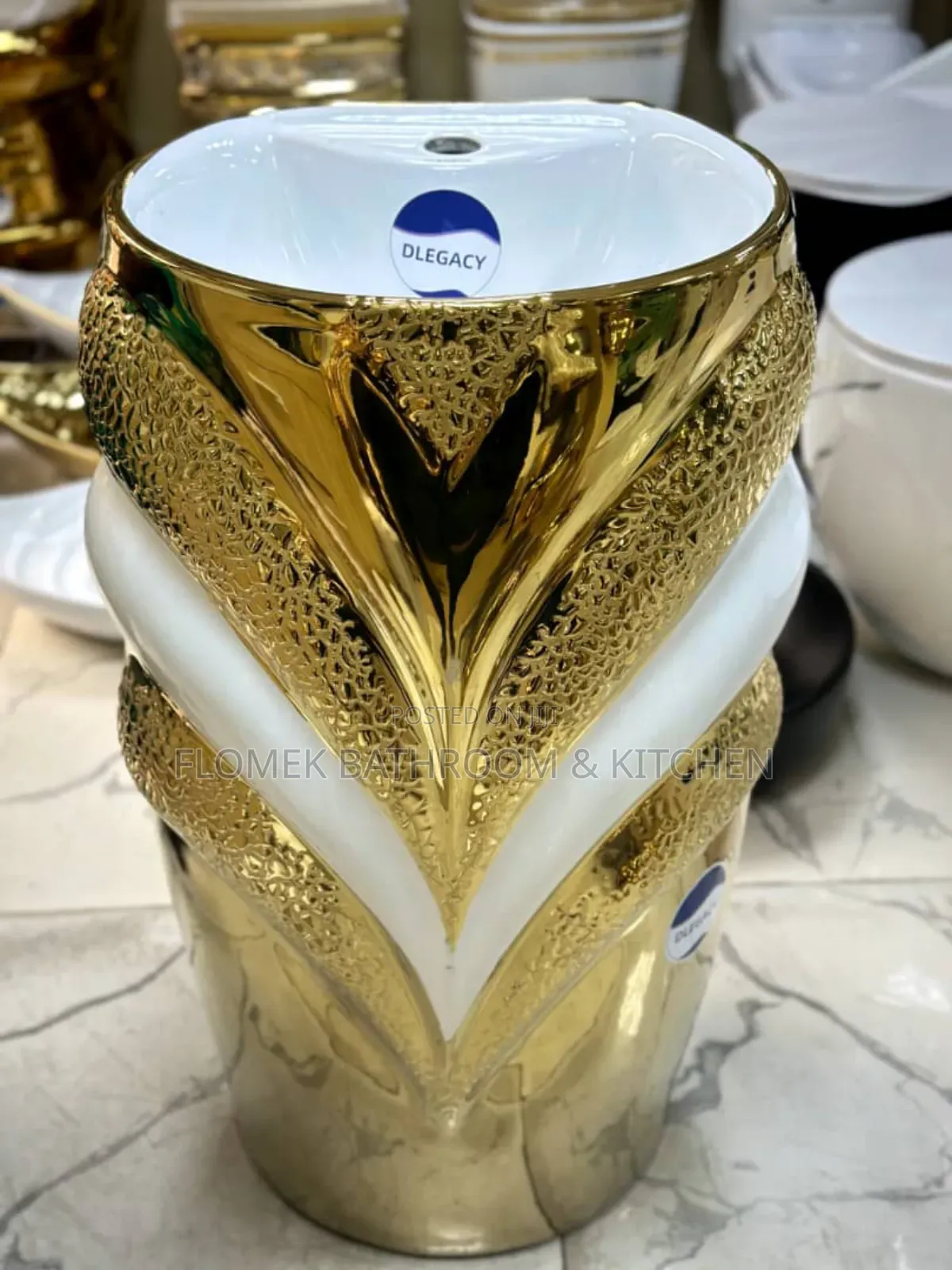 Luxury White & Gold Pedestal Wash Hand Basin – Premium Modern Design