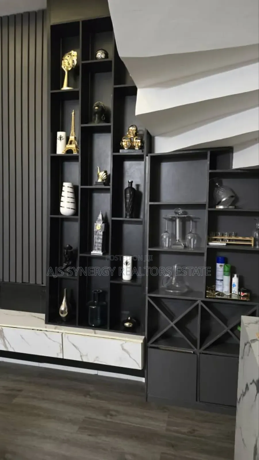 Furnished 5bdrm Duplex in Chevron for rent