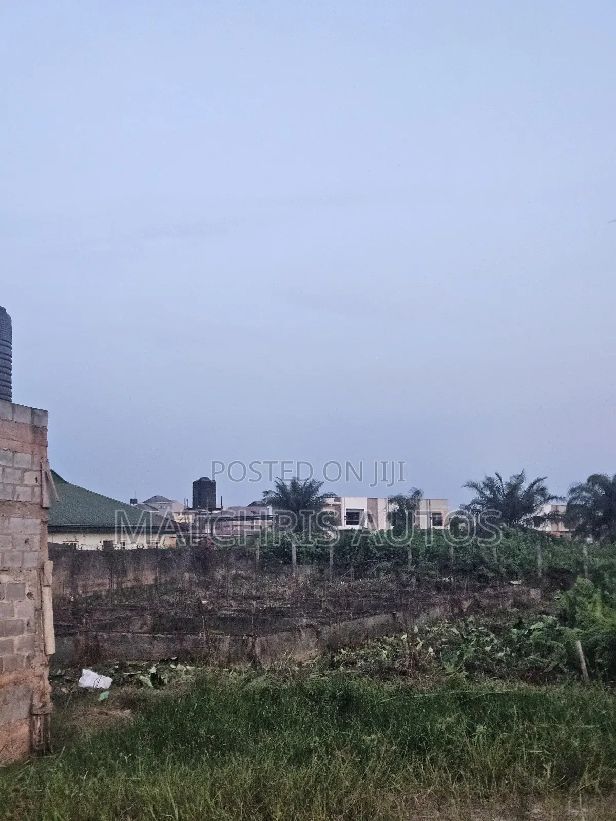 Land in Decent Estate Arepo