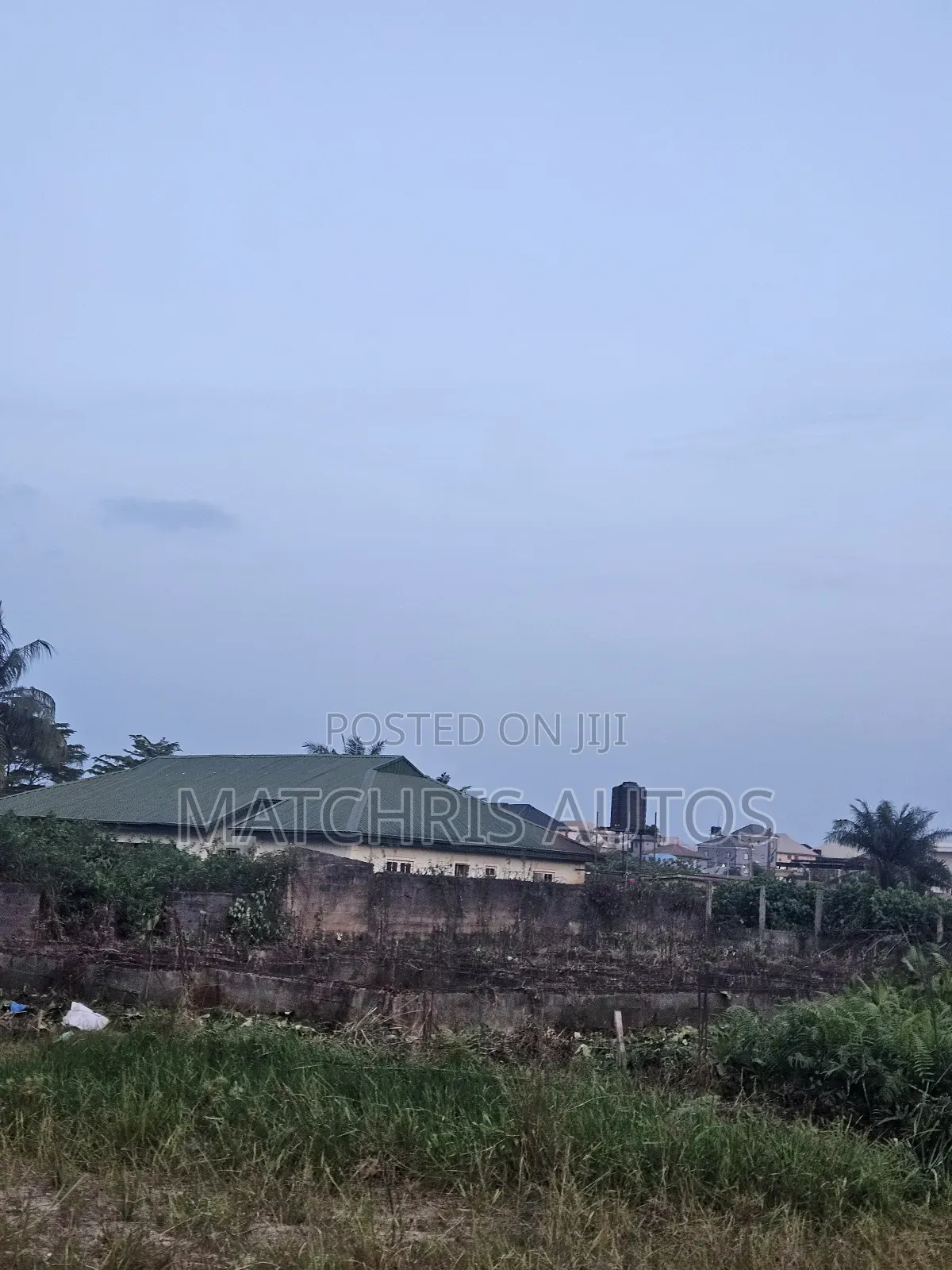 Land in Decent Estate Arepo