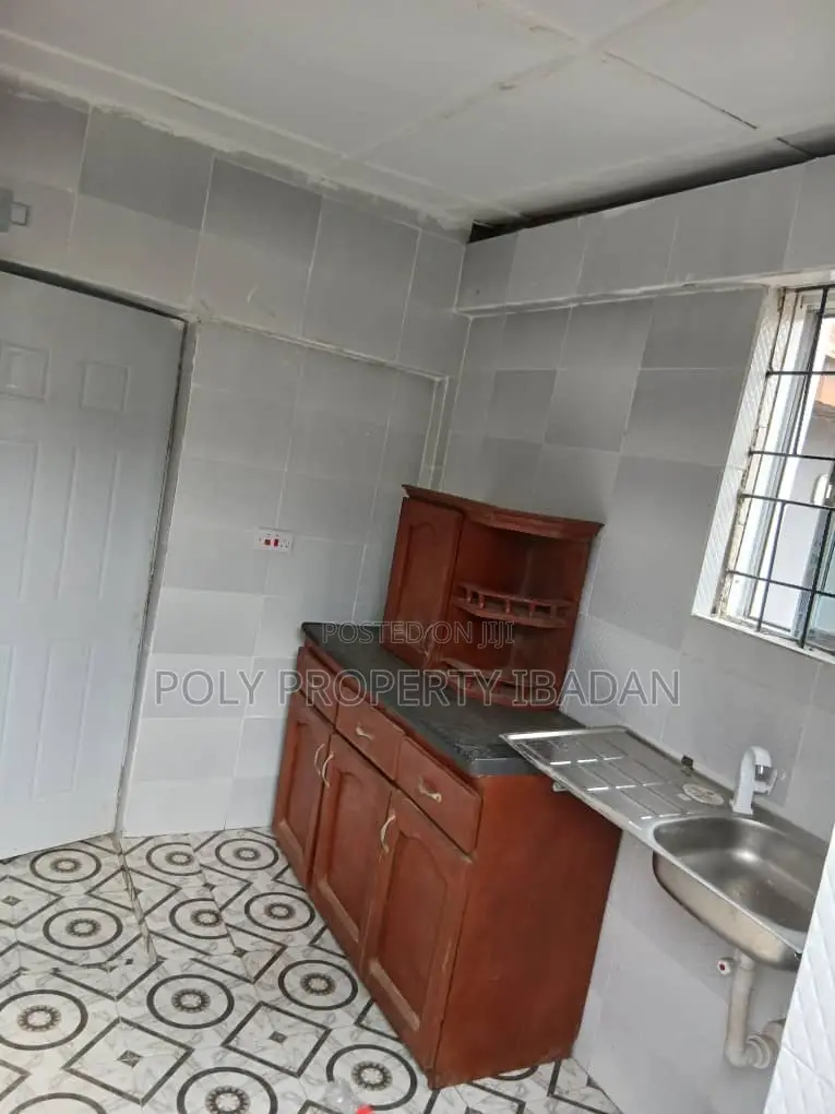3bdrm Apartment in Akoto Estate, Ibadan for rent