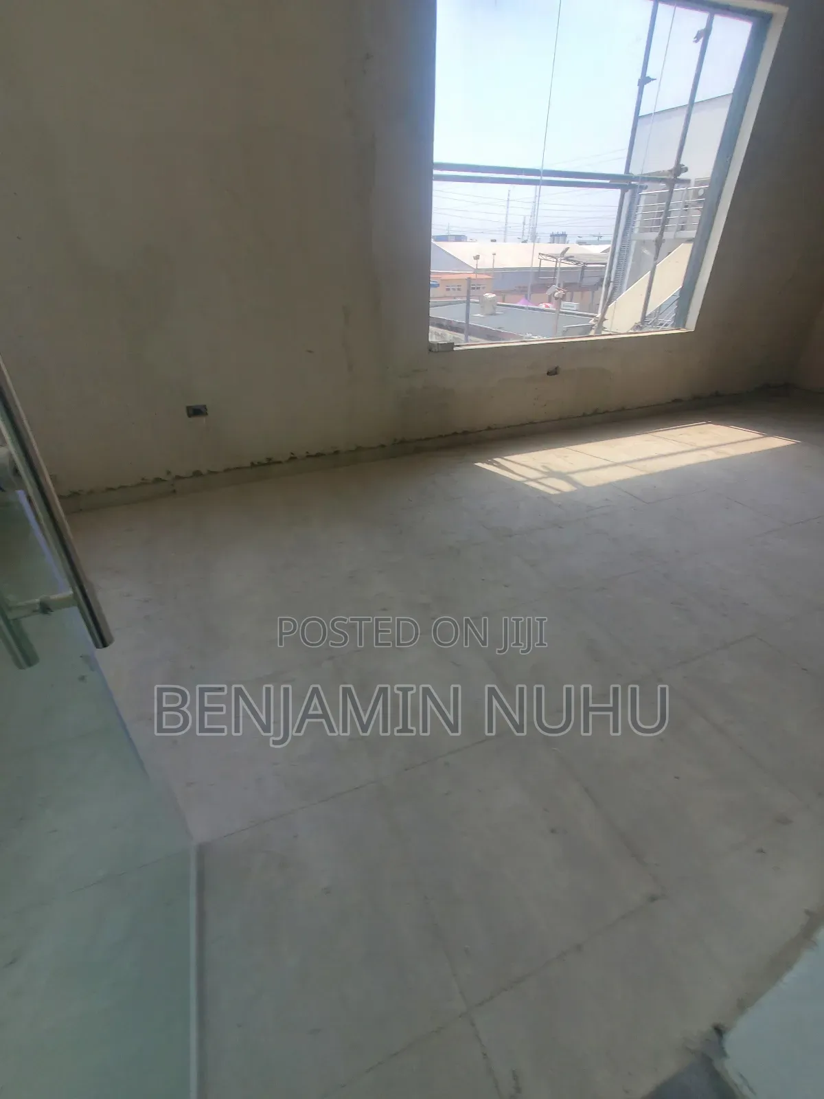 Newly Built 25sqm Shop or Office Space in a 24/7 Busy Area