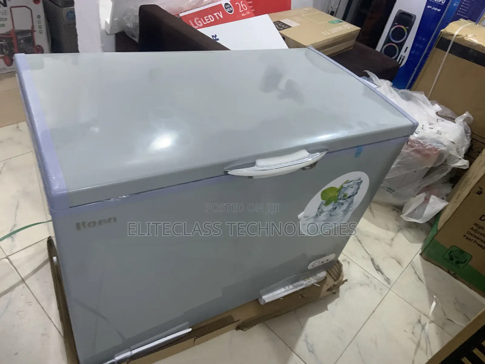 Bona 318l Chest Freezer With Inner Basket