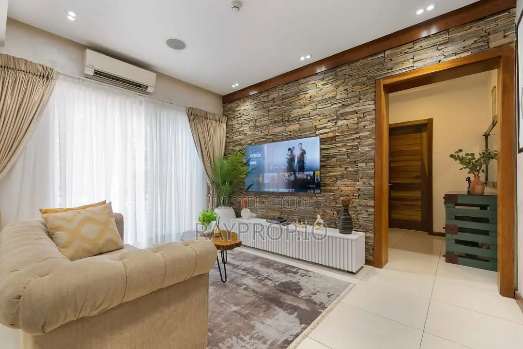 043508oq - 1 Bedroom Shortlet in Lekki Phase 1