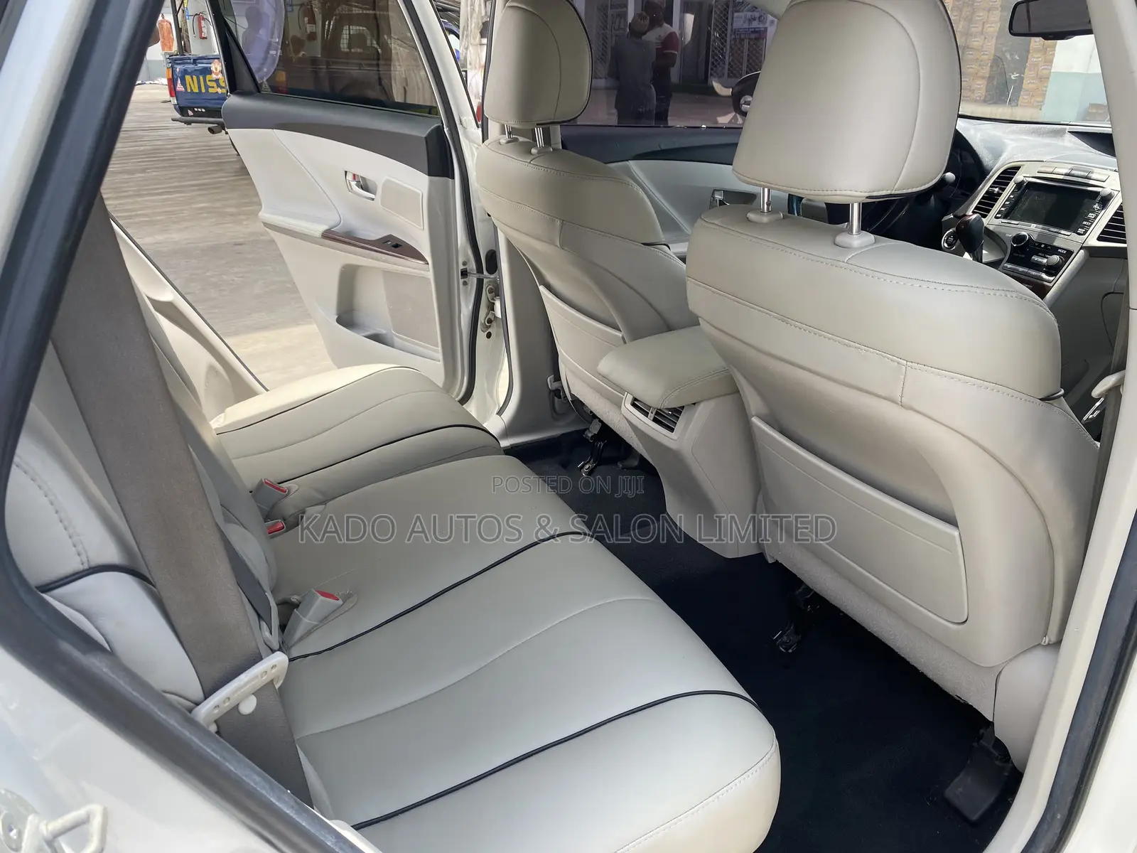 Toyota Venza Limited 2011 White